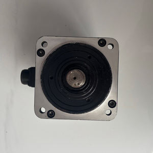 มอเตอร์เซอร์โว AC รุ่น ECMA-E21315RS กำลังไฟ 1.5 กิโลวัตต์ แรงดันไฟฟ้า 220 โวลต์ 3 เฟส พร้อมระบบเอนโค้ดเดอร์ความแม่นยำสูง สำหรับควบคุมการเคลื่อนที่ในระบบ CNC หุ่นยนต์ และระบบอัตโนมัติ - Product Image 3