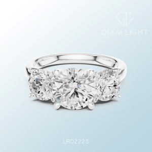 Perfect balance of elegance brilliance and style Exclusive round cluster ring make to order with IGI certified diamonds - Product Image 1