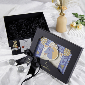 RTS Premium 12 Zodiac Art Custom Cosmetic UV Advantage Cartón Caja de regalo Foil Presentaciones hechas a mano Tapa Base Cajas de papel - Product Image 4