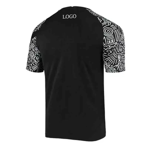 เสื้อฟุตบอลทีมแบบสั่งทำ OEM ผ้าโพลีเอสเตอร์ 100% ป้องกันแบคทีเรีย แห้งเร็ว ระบายอากาศได้ดี สำหรับทุกเพศทุกวัย ทุกฤดูกาล ขายส่ง - Product Image 6