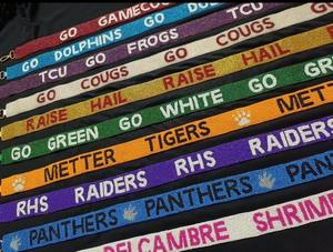 สายกระเป๋าปักลาย  ตัวเลือกสีตามสั่ง ดีไซน์ประดับลูกปัดสวยงาม ลวดลายดอกไม้ วัสดุนิกเกิล  ลายนูน งานฝีมือ - Product Image 4