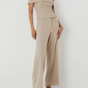 Pantalon cargo ample pour femme, décontracté, taille haute, coupe large, avec poches, design de logo personnalisé, joggers pour femmes - Product Image 3