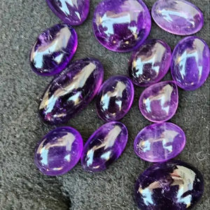 พลอยอเมทิสต์ธรรมชาติ Cabochon คุณภาพระดับพรีเมียมสําหรับทําต่างหูและสร้อยคอในราคาขายส่งเพื่อการส่งออกจํานวนมาก - Product Image 2