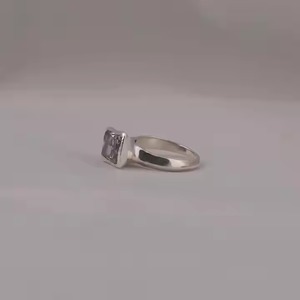 Sólido 14KT oro blanco corte radiante laboratorio cultivado diamante acento anillo con bisel ajuste valioso compromiso diamante joyería - Product Image 5