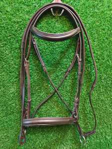 Brida cómoda de diseño único, equipo de equitación ajustable, juego de tachuelas de brida de cuero de caballo con aspecto elegante y superventas - Product Image 3