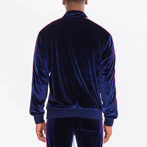 Conjunto Deportivo de Invierno para Hombre, Estilo 2024, Calidad Premium, Corte Ajustado, Personalizable, 100% Algodón, Secado Rápido - Product Image 4