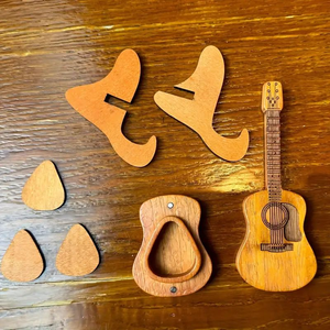 Boîte de rangement pour médiators en bois massif poli, écologique et artisanale, pour musiciens et passionnés de guitare - Product Image 2