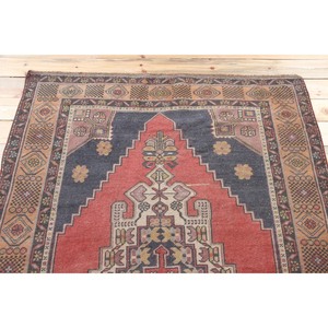 Tapis turc 4,8x7,7 pieds, vintage, respectueux de l'environnement, avec support en latex, tapis traditionnel en laine rouge et bleu patchwork - Product Image 4