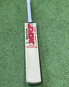 MRF INGLES WILLOW CRICKET MANGO CORTO PESO LIGERO Asequible Cricket Bates - Product Image 5