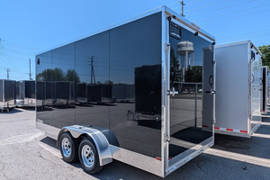 Remolque de Carga Cerrado de Aluminio 7x16, 2026, 7000 GVWR, Eje Tándem, Remolque Utilitario con Puerta de Rampa en V, para Transporte de Equipos, en Venta - Product Image 2