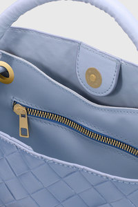 Bolso Tote de Cuero PU con Patrón Tejido Azul para Mujer, con Asa de Nudo, Bolso de Hombro, Fabricante OEM ODM de Marca Privada con Logotipo Personalizado - Product Image 4