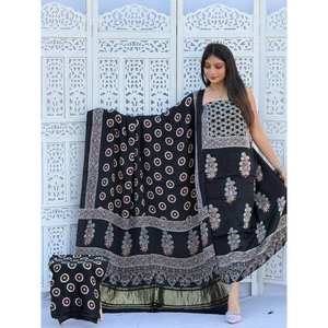 Tissu de robe formelle pour femmes en modal noir, écologique, lavable, coupe trapèze - Product Image 1