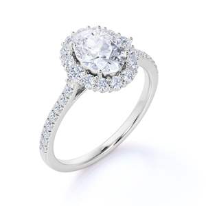 Bague de fiançailles RITZIN en moissanite ovale avec halo et tige fendue en or blanc 18 carats sur argent - Product Image 2