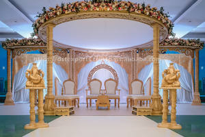 Mandap circulaire de mariage indien au design élégant, personnalisé en France, en bois traité, style traditionnel moderne, décor Gujarati, prix usine - Product Image 5