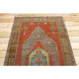 Alfombra Turca Vintage de 3.9x7 pies, Ecológica, Tradicional, con Parches, Base de Látex, Color Naranja y Azul Degradado, de Lana - Product Image 3