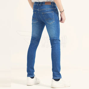 Pantalon en jean léger personnalisé pour hommes avec motif droit de style unique et taille moyenne fabriqué au Pakistan Design décontracté en vente - Product Image 3