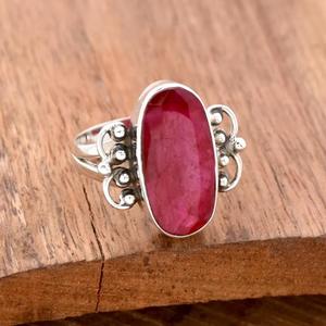 แหวนทับทิม925แหวนเงินยาวรูปไข่วงแหวนของขวัญลายเส้น - Product Image 1