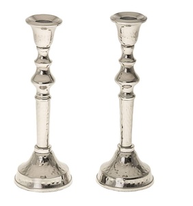 Portavelas de aluminio chapado en oro moderno hecho a mano Diseño único en relieve para mesa Portavelas de buena calidad. - Product Image 2