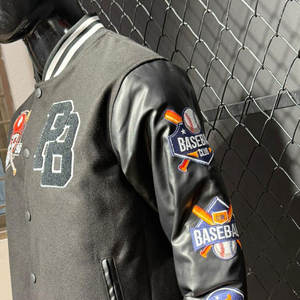 Chaqueta Universitaria de Béisbol Personalizada para Hombre, Bordado Chenille de Alta Calidad, Fabricante OEM, Chaqueta Varsity de Cuero Corta - Product Image 6