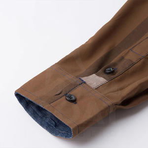 เสื้อเชิ้ตผู้ชายลำลองปี 2025 ขายส่ง รับทำโลโก้ เสื้อผ้าสตรีทแวร์ทางการ แขนยาว ผ้าโพลีเอสเตอร์/คอตตอน ผลิตในปากีสถาน ระบายอากาศได้ดี - Product Image 4