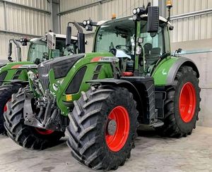 Nouveau tracteur à roues 4x4 de 20 CV à transmission par engrenages, machine agricole multifonctionnelle à haute productivité pour les travaux sur le terrain - Product Image 6