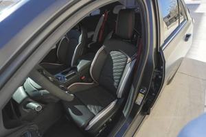 LISTO PARA ENVIAR LHD/RHD 2023 CADI-LLAC CT4-V TRANSMISIÓN MANUAL DE 6 VELOCIDADES 472 HP V6 BITURBO - Product Image 6