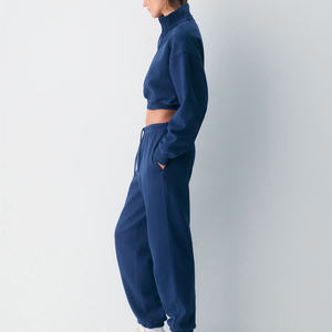 Nuevos Conjuntos Deportivos Cortos Azul Marino con Logotipo Personalizado al por Mayor, Conjuntos Deportivos de Sudadera para Mujer, Ropa Deportiva Transpirable de Alta Gama para Mujer - Product Image 3