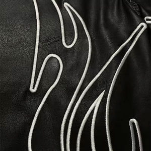 NUEVO Zip up Shirt Shorts Chándal Ropa de calle personalizada Bordado Logo Hombres Cuero Dos piezas Mangas cortas y pantalones cortos - Product Image 6