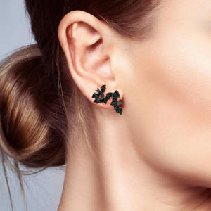 Pendientes de Plata de Ley Jeulia con Forma de Murciélago - Joyería de Insectos con Perlas Vintage de Moda para Fiestas o Regalos - Product Image 4