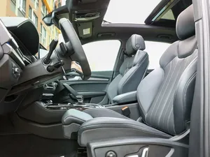 2025 Q5 L 45 TFSI II (FY) รุ่นปรับโฉม ไมล์น้อย เครื่องยนต์สมบูรณ์ ระบบเกียร์อัตโนมัติ หลังคาพาโนรามา ไฟหน้า LED - Product Image 3