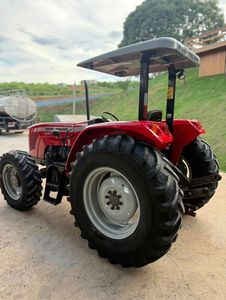 Tracteur à roues Massey Ferguson de qualité supérieure 70 CV. - Product Image 2