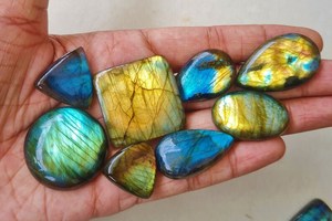 Cabochons de labradorite naturelle de haute qualité, taille ovale, formes variées, tailles mixtes, pierres précieuses pour la fabrication de bijoux - Product Image 4