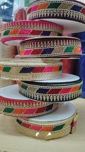 Encaje de Jacquard Floral de lujo hecho a medida, encaje decorativo multicolor para ropa nupcial y étnica para clientes de boutique - Product Image 6