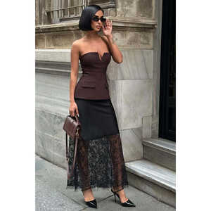 Robe de soirée longue en satin avec détails en dentelle, taille élastique 4057-08 - Product Image 5