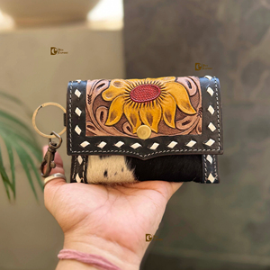 Monedero de cuero de vaca de estilo occidental para mujer, nueva minicartera multiusos tallada a mano con características de regalo - Product Image 1