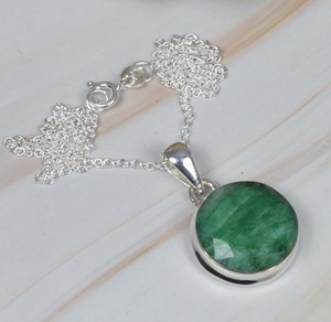 อัญมณีสีเขียวมรกตทรงกลม925จี้เงินสเตอร์ลิงของขวัญแต่งงานที่สมบูรณ์แบบสำหรับความรักกับ925เครื่องประดับประทับ - Product Image 3