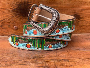 Nouvel arrivage de ceintures florales occidentales en cuir véritable usinées à la main et peintes à la main Ceintures unisexes en cuir véritable usiné à la main - Product Image 2