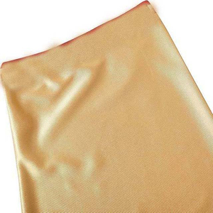 Maillot de football court en maille classique OEM Tissu respirant de haute qualité Anti-UV Couleur personnalisée Équipe de football américain Décontracté - Product Image 4