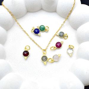 Collier avec pierre de lune ronde de 6 mm sertie dans un cadre avec trois accents Rawa Collier à breloque fait à la main Cadeau de bijoux - Product Image 5