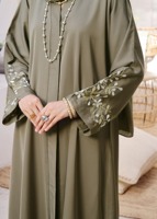 Abaya ethnique en satin respirant 2025 – Robe longue élégante et modeste pour le printemps et l'été – Idéale pour les fêtes – Confortable – Meilleure vente – Spécial Aïd musulman