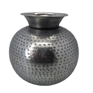 Vase à fleurs en métal martelé rond en aluminium pur Pots de décoration de maison moderne vente chaude nouveau Look pour mariage et salon - Product Image 1