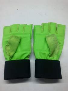 Gants de fitness d'haltérophilie personnalisés fabricant OEM pour hommes gants de fitness antidérapants d'haltérophilie gants de sport - Product Image 3