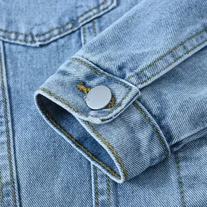 Chaqueta vaquera azul personalizada al por mayor para mujer, prendas de vestir exteriores de moda informales con estilo, chaquetas ligeras y duraderas para uso diario - Product Image 3