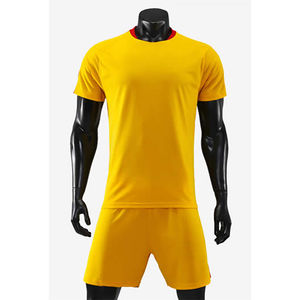 2025 nuevo conjunto de uniforme de fútbol personalizado de alta calidad OEM personalizado al por mayor de moda de secado rápido transpirable sublimación para adultos - Product Image 1