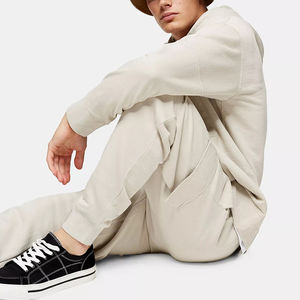 Design personnalisé Hommes Casual Cargo Survêtement en vrac Vente de gros Comprend un sweat à capuche uni et Jogger Maternité Caractéristique 2 Pièces Ensemble - Product Image 3