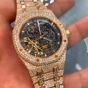 Montre de laboratoire en diamant VVS de la meilleure qualité Bijoux de mode Montre en diamant glacé - Product Image 1