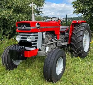 รถแทรกเตอร์ล้อ MF188มือสองใช้พลังงาน100hp และ80hp ที่ได้รับการจัดอันดับที่มีส่วนประกอบหลักเช่นเครื่องยนต์เกียร์ปั๊มเกียร์มอเตอร์ - Product Image 5