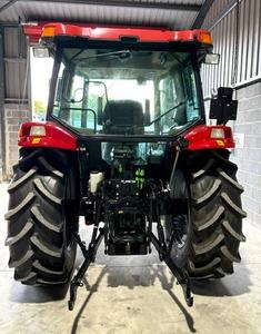 Tractor CASE JXU105 con Cabina Cerrada, Tractor Agrícola de Alto Rendimiento para Trabajo de Transporte y Carga - Product Image 4