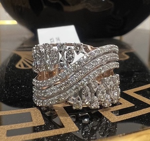 Bague de mariage en or massif 18 carats avec diamant véritable certifié par un tiers, taille ronde brillante pour femme - Product Image 6