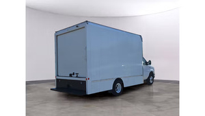 Ford E-Series Cutaway E-450 DRW 2023, Seminuevo - Product Image 2